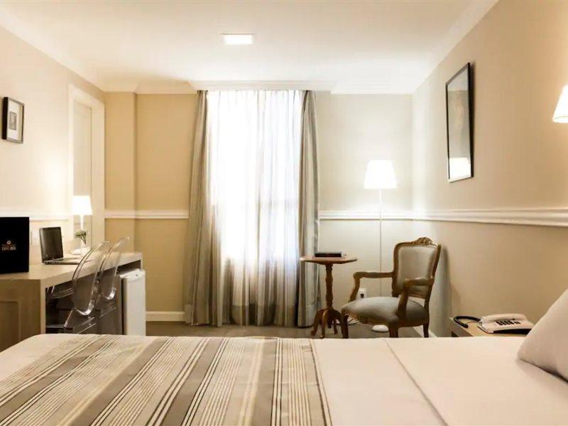 Hotel Saint Louis Pampulha เบโลโอรีซอนชี ภายนอก รูปภาพ