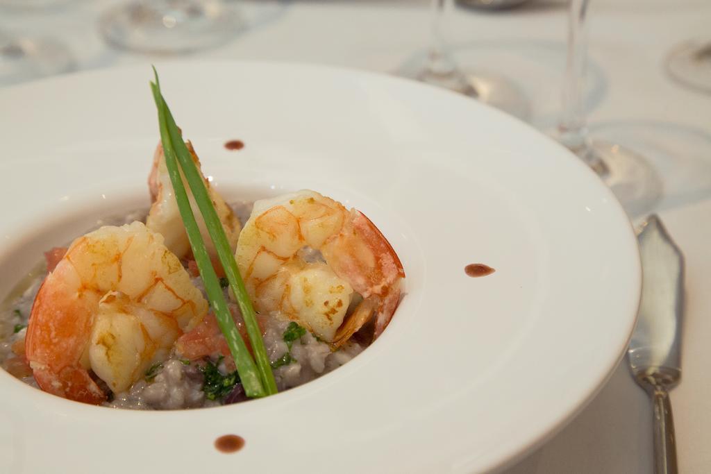 Hotel Saint Louis Pampulha เบโลโอรีซอนชี ภายนอก รูปภาพ