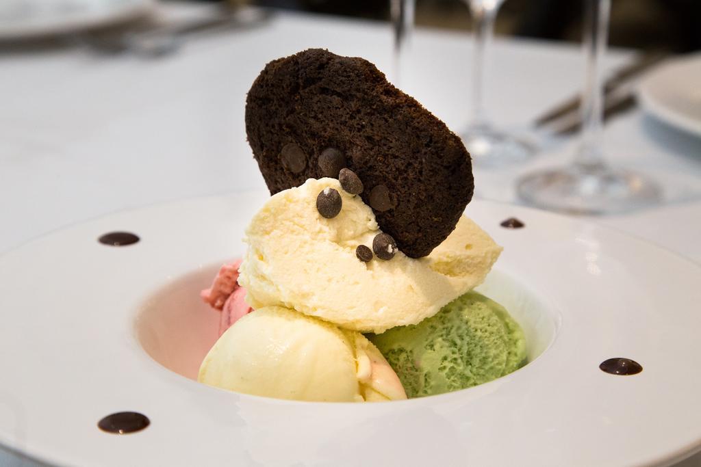 Hotel Saint Louis Pampulha เบโลโอรีซอนชี ภายนอก รูปภาพ